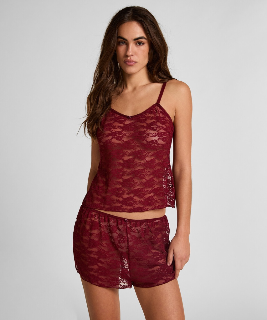 Short en dentelle intégrale - Rouge