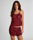 Short en dentelle intégrale - Rouge