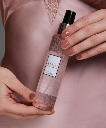 [167354001] Noir body mist - White